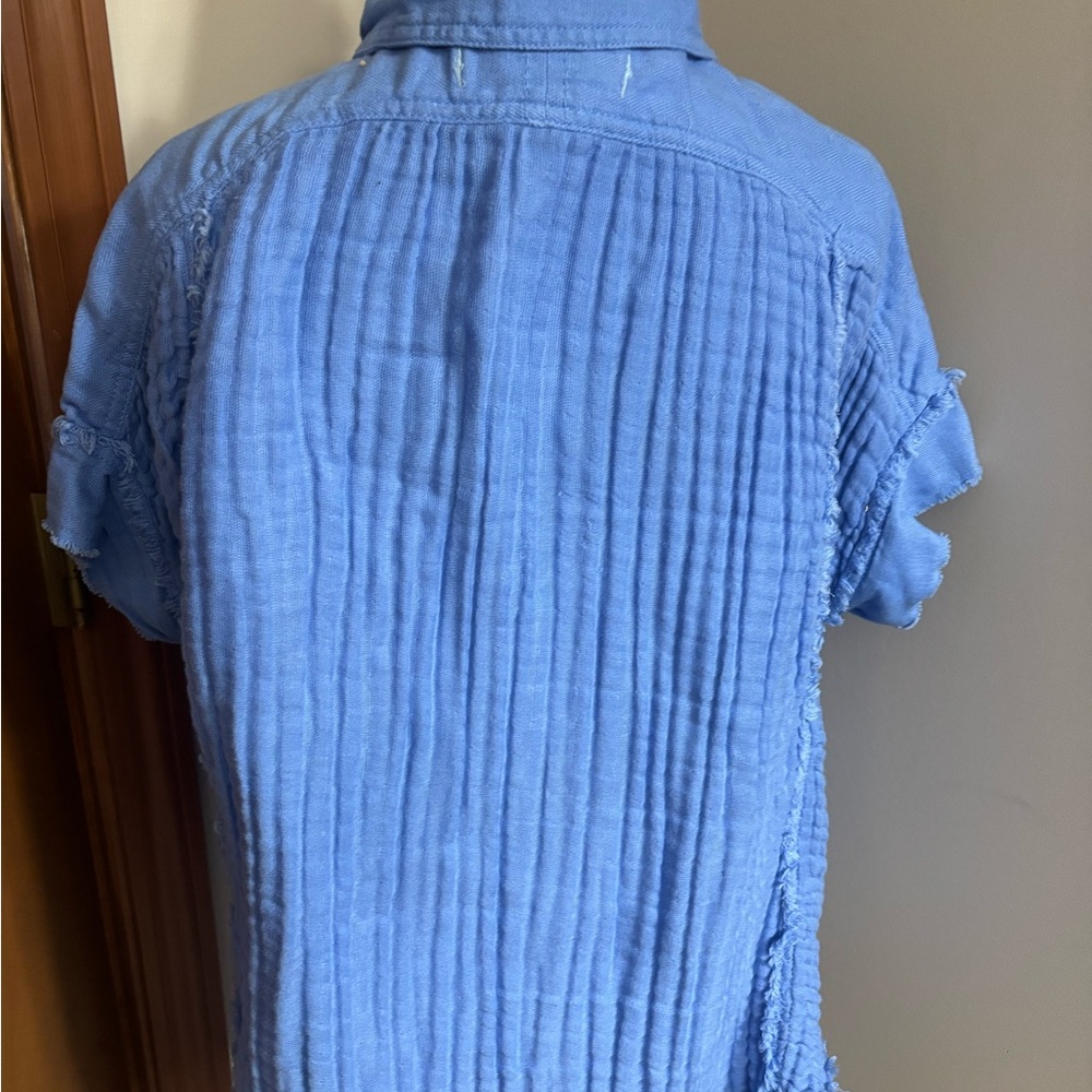 We The Free Button Up Shirt Blue Linen Blend Oversized Short Sleeve Collared - Picture 9 of 10